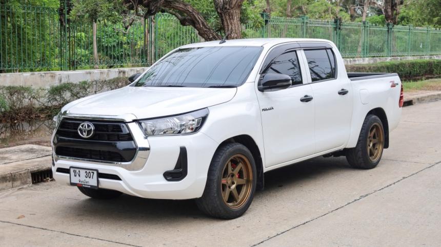 ToyotaHiluxRevo