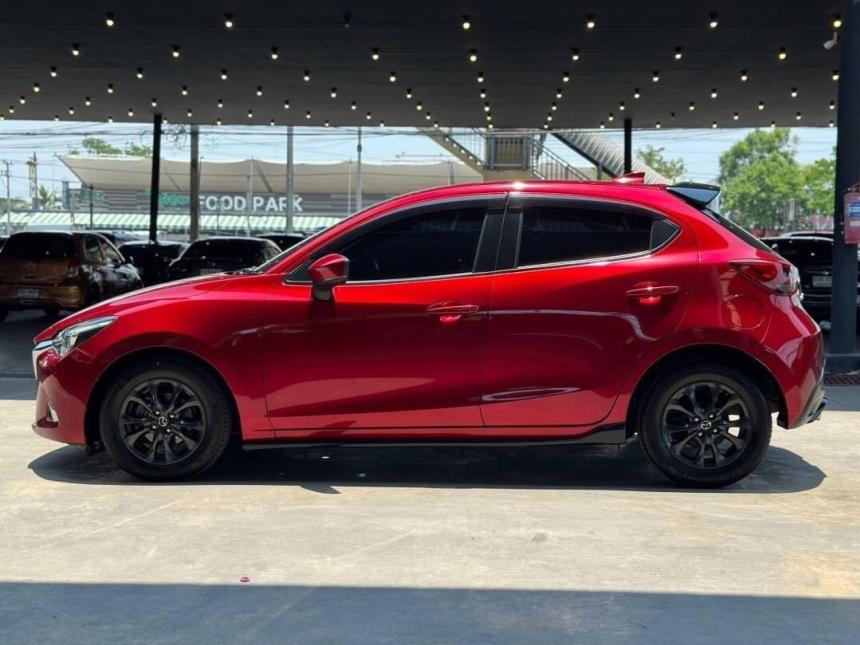 Mazda2