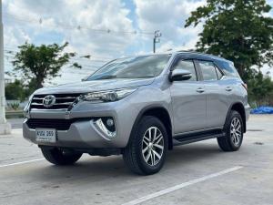 TOYOTA FORTUNER Wagon 4dr V 7st Auto 6sp RWD 2.4DCT สีเทา Y2017   ออโต้ Toyota, Fortuner 2017