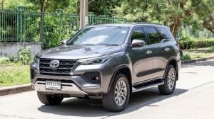 Toyota FORTUNER 2.4 V 2020 เกียร์ : ออโต้ Toyota, Fortuner 2020