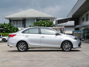 Toyota Vios 1.5 MID ปี 2019 ระบบน้ำมันเบนซิน เกียร์ออร์โต้ สีเทา Toyota, Vios 2019