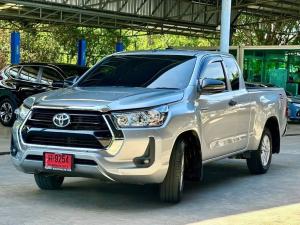 TOYOTA HILUX REVO Smart Cab Z Edition 2.4 Entry เกียร์ธรรมดา  ปี2022 Toyota, Hilux Revo 2022