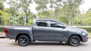 Toyota #HILUX REVO Double Cab 2.4 Mid Z Edition 2023   เกียร์ : ธรรมดา Toyota, Hilux Revo 2023