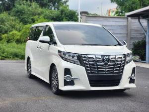 Toyota Alphard.  Van 4dr 7st 2.5SC Package Toyota, Alphard 2015