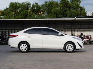 Toyota Yaris Ativ 1.2 Entry ปี 2020 เครื่องยนต์ 1200 cc ระบบน้ำมันเบนซิน Toyota, Yaris Ativ 2020