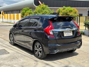 HONDA NEW JAZZ GK 1.5 RS (MNC) Y2017   สีดำ     เกียรออโต้ Honda, Jazz 2017