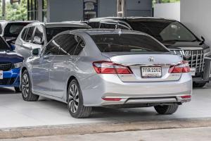 HONDA ACCORD 2.0HYBRID  ปีรถ : 2018  เลขไมล์ : 119,9xx กิโล Honda, Accord 2018