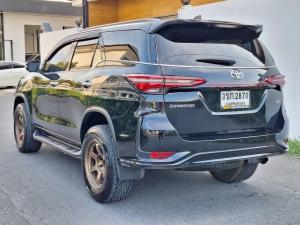 TOYOTA FORTUNER Wagon 4dr Legender 7st Auto 6sp   ปี 2022  สีดำ  ออโต้ Toyota, Fortuner 2022