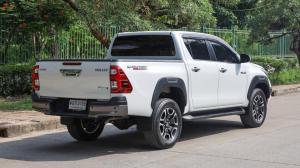 Toyota #HILUX REVO Double Cab 2.4 High Prerunner 2022   เกียร์ : ออโต้ Toyota, Hilux Revo 2022