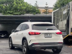 Mercedes Benz GLA200 AMG สีขาว   ปี 2022  ไมล์ 4x,xxx km Mercedes-Benz, GLA-Class 2022