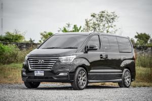 Hyundai H-1 2.5 Deluxe AT 2019  ไมล์ 222,xxx km.  ราคา 899,000 บาท Hyundai, H-1 2019