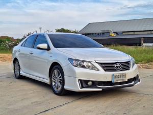 TOYOTA. CAMRY Sedan 4dr G Extremo SA 4sp FWD 2.0G สีขาว ปี 2014  สีขาว ออโต้ Toyota, Camry 2014