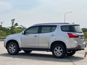 ISUZU MUX Wagon 4dr 7st Auto 5sp RWD 2.5DCT  (VGS, DVD,Navi) Y15 สีเทา ออโต้ Isuzu, MU-X 2015