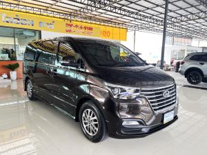 Hyundai H-1 2.5 Deluxe (ปี 2019) Wagon AT Hyundai, H-1 2019